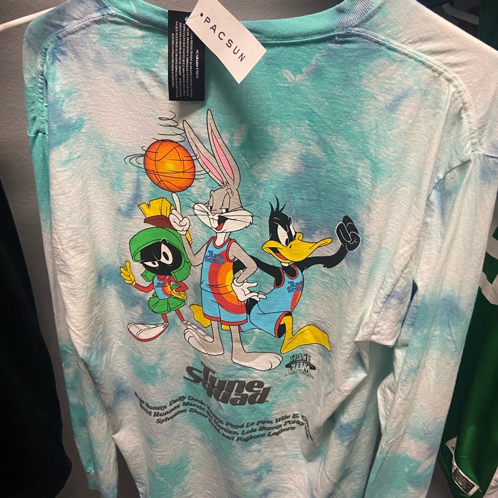 Space jam tune squad long sleeve t-shirt never worn with tags
